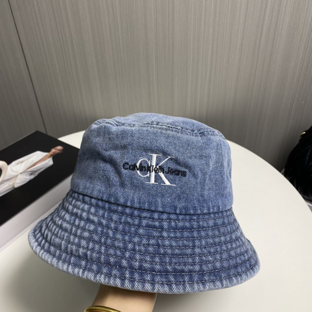 Louis Vuitton Caps